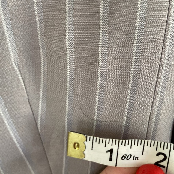 TRAVIS WALKER Grey gray pinstripe blazer jewel design 8 silk lining - Picture 6 of 7
